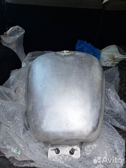 Топливный бак intruder vs1400