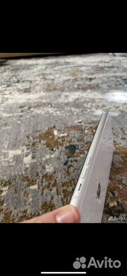 Телефон iPhone хр