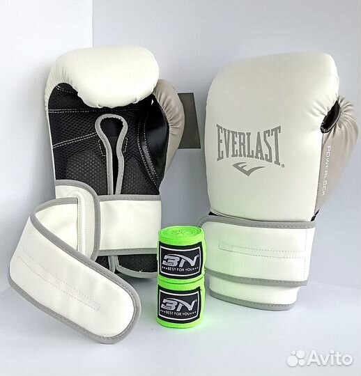 Боксерские перчатки Everlast