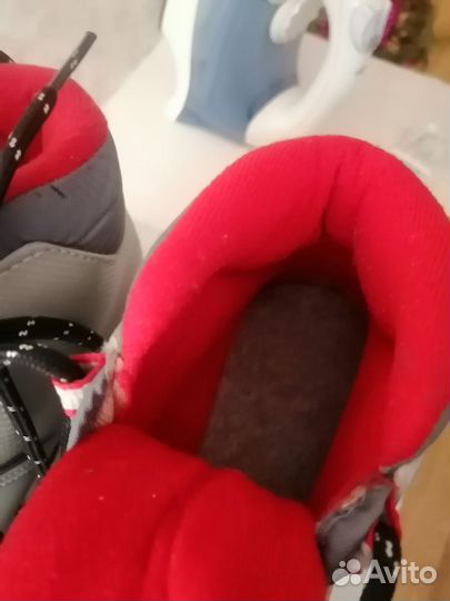 Лыжные ботинки