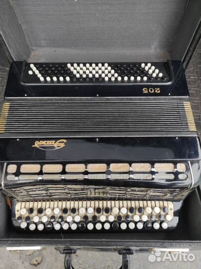 Аккордеон Юность половинка 1/2 и баян Этюд