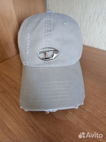 Кепка женская джинсовая