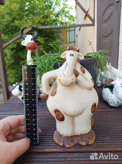 Интерьерная фигурка коровы