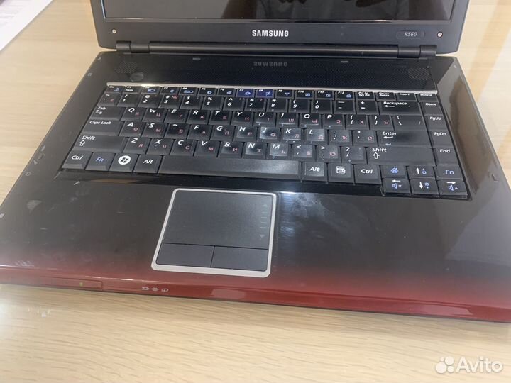 Samsung r560