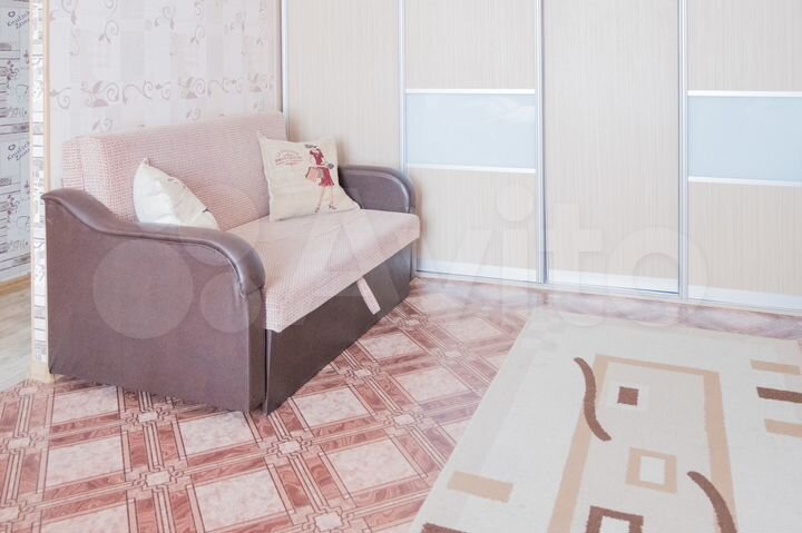 1-к. квартира, 42 м², 2/5 эт.