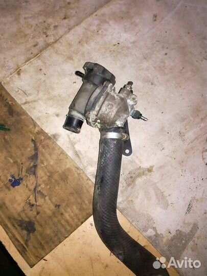 Корпус термостата Kawasaki zzr400-1