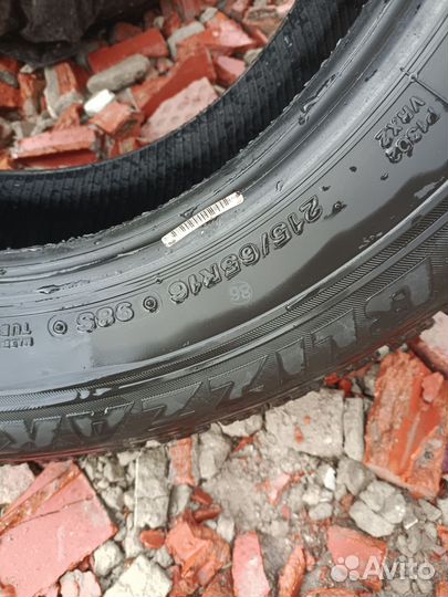 Bridgestone Blizzak MZ-03 215/65 R16 99N