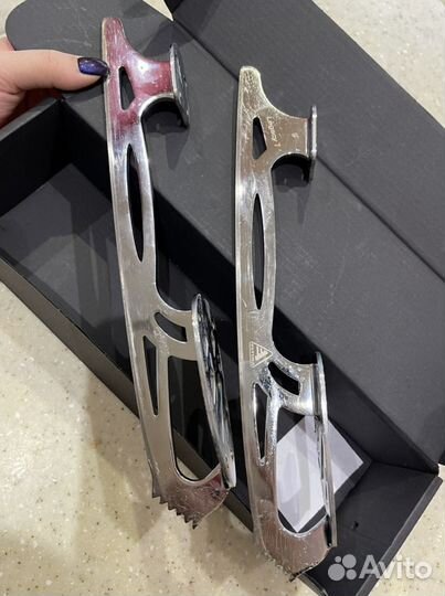 Лезвия для фигурных коньков