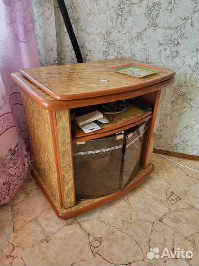 Тумба под телевизор