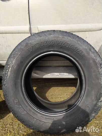 Yokohama Geolandar A/T G011 285/65 R17