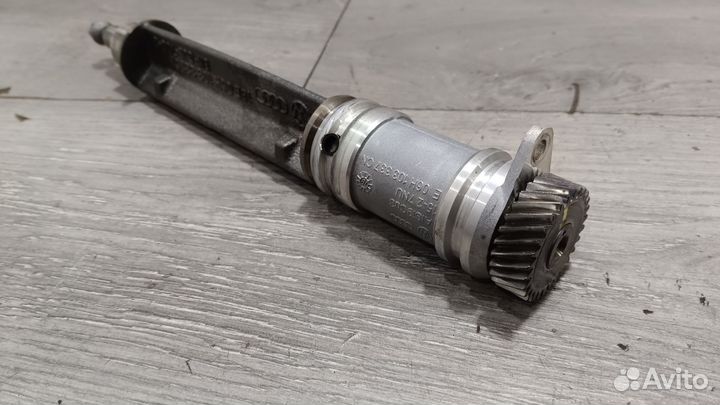 Балансирный вал VAG 1.8/2.0 CDA CAW 06H103337CN