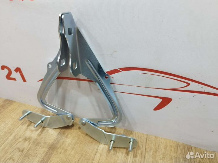 Петля капота RH LH Ford Focus 2