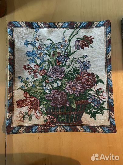 Скатерть гобеленовая