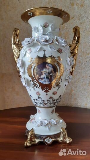 Вазы для цветов, для конфет, сувениры