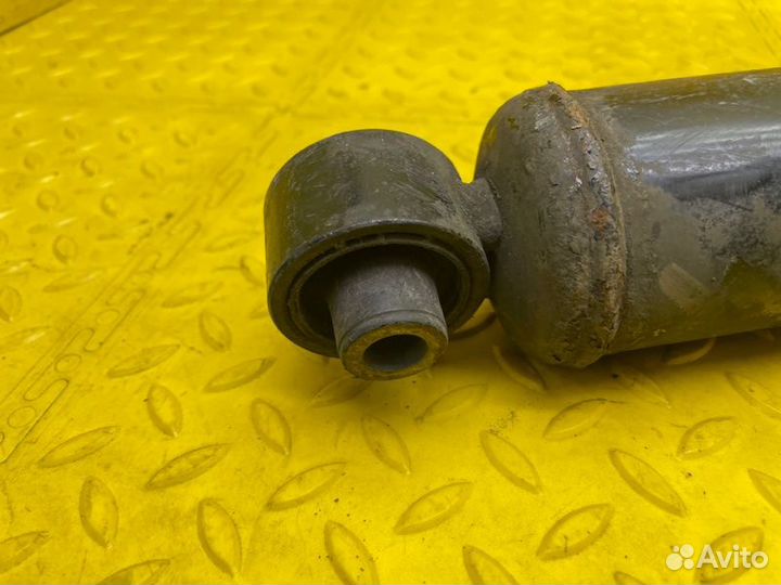 Б/У Амортизатор - В хорошем состоянииn