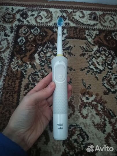 Электронная зубная щетка
