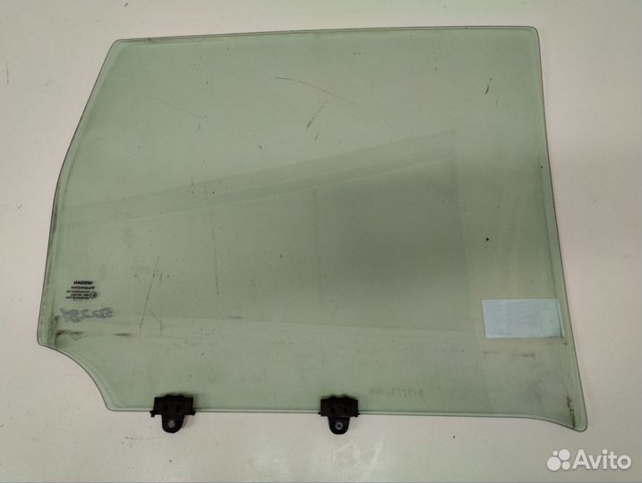Стекло двери задней левой Nissan Note E11 2006-201