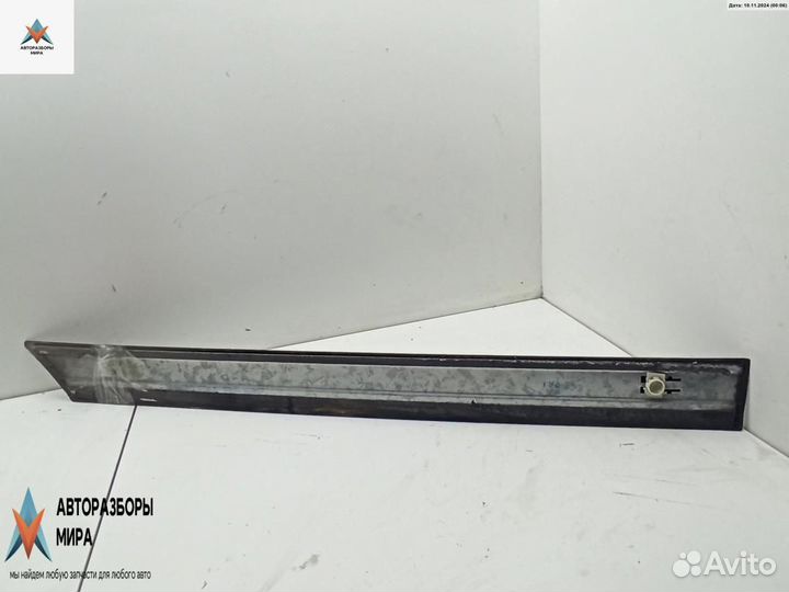 Молдинг двери задней левой Opel Omega B 1995