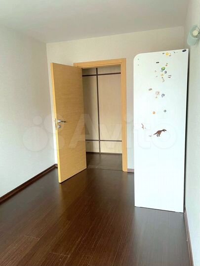 3-к. квартира, 80 м², 9/9 эт.