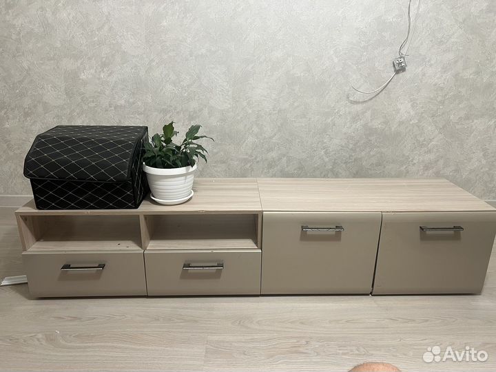 Стенка гостинная нелси 3