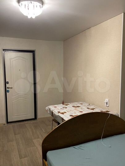 Комната 13 м² в 8-к., 5/10 эт.