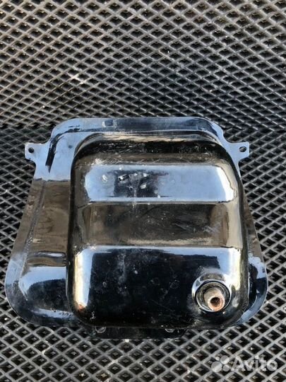 Бензобак на скутер Sym Orbit 50