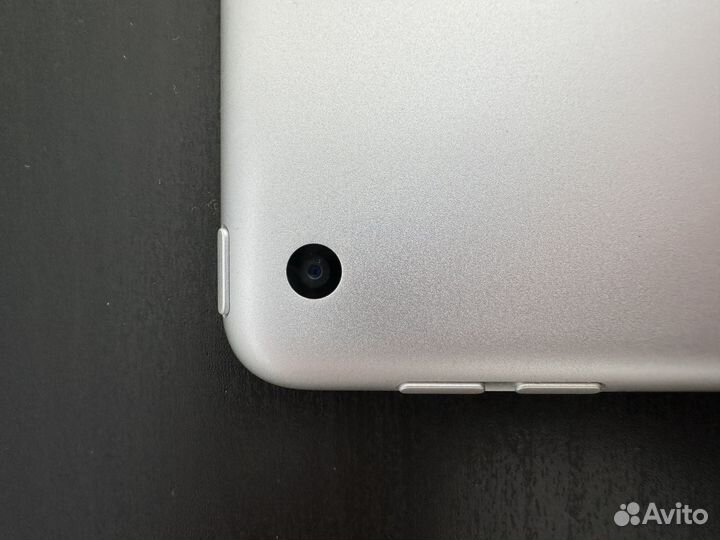 Планшет Apple iPad 10.2 (2021) Wi-Fi 64гб