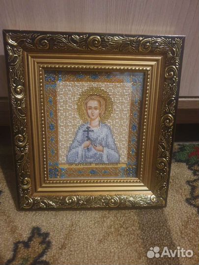 Икона вышита бисером