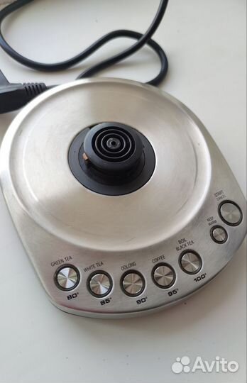 Чайник Bork K800 с базой на запчасти