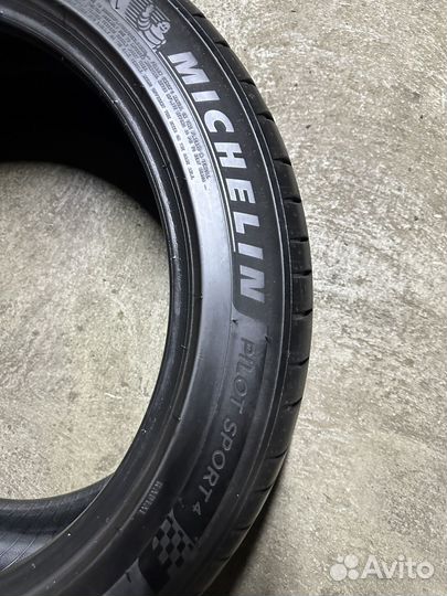 Michelin Pilot Sport 4 255/45 R19 104Y