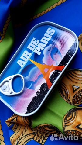 France. Франция. Сувенир Воздух Парижа в банке