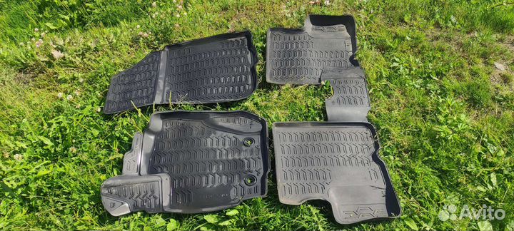 Автомобильные коврики Ниссан Террано оригинал