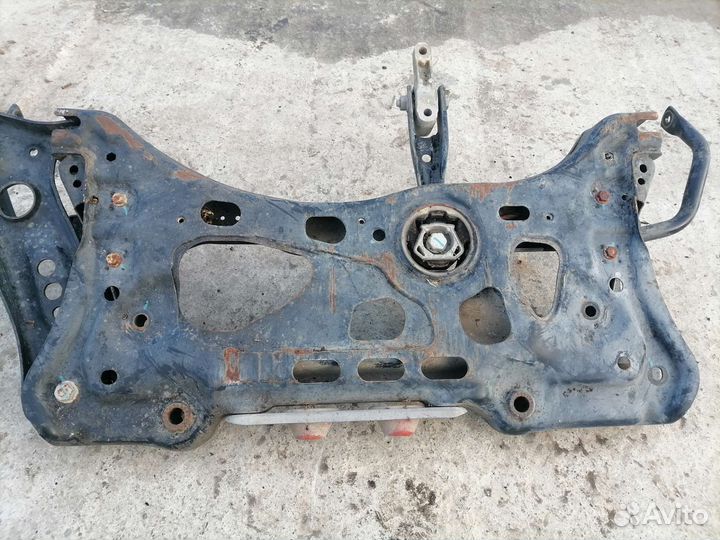 Подрамник skoda octavia A7