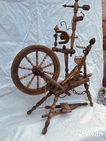 Прялка -ткацкий станок древний более 100лет