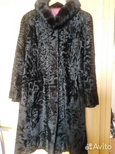 Шуба каракуля, чёрная. 46размер,на рост 1.55