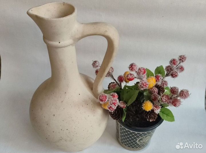 Кувшин из глины ваза для декора