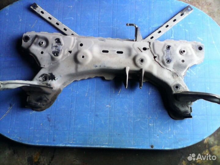 Балка передняя Форд Фиеста 6