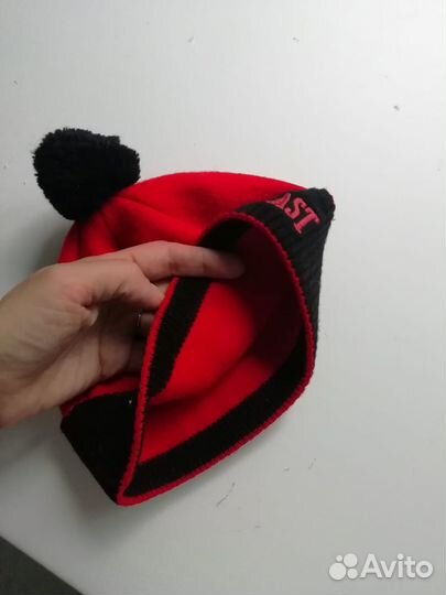 Шапка детская с помпоном