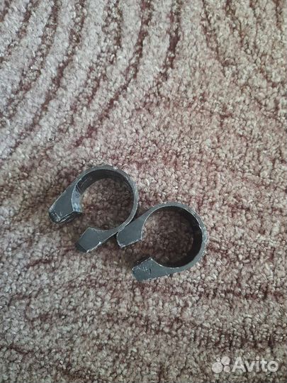 Зажим для трюкового самоката