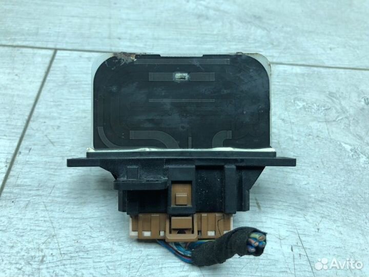 Сопротивление отопителя Nissan Terrano внедорожник