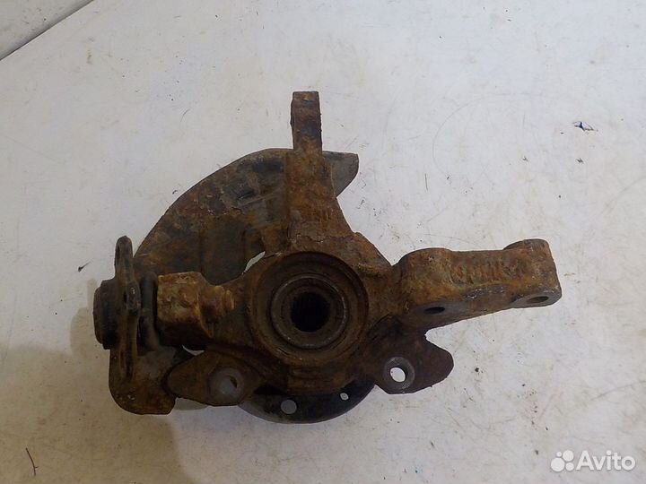 Кулак поворотный передний левый Fiat Albea