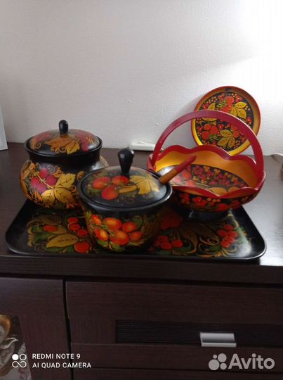 Набор посуды хохлома