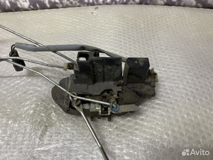 Замок передней правой двери Spectra Спектра