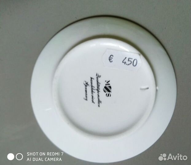 Две сувернирные тарелки