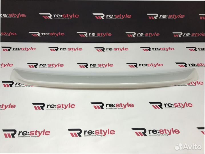 Спойлер Toyota Land Cruiser 200 2008-2015 R643