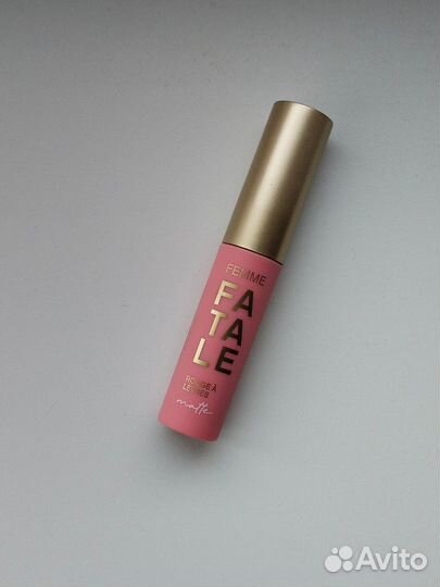 Блеск для губ vivienne sabo