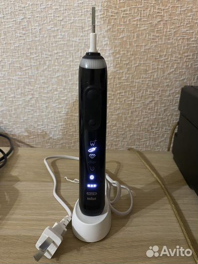 Зубная щетка oral b