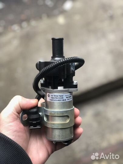 Насосы электрический жидкостного подогревателя 24