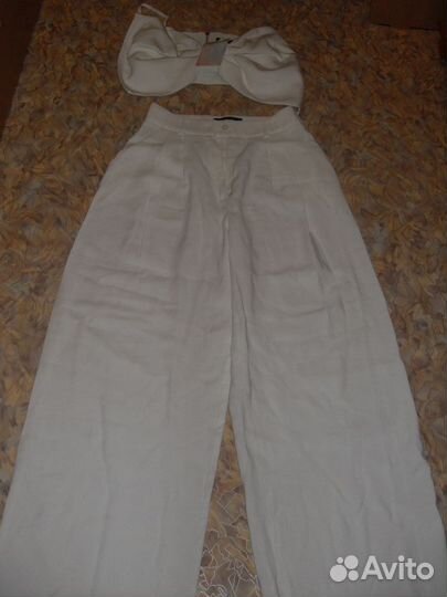 Новый нарядный белый костюм, с топиком