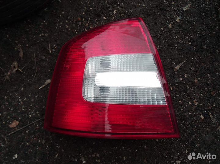 Задний фонарь skoda octavia